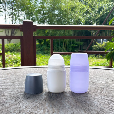 Zastosowane logo plastikowe butelki rolkowe w objętości 60 ml dla opcji przyjaznych środowisku